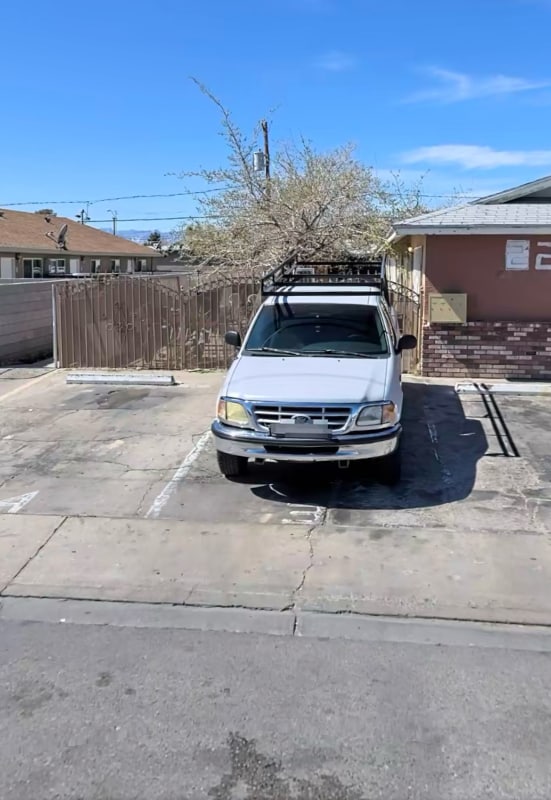 Building Photo - 2259 Bassler St