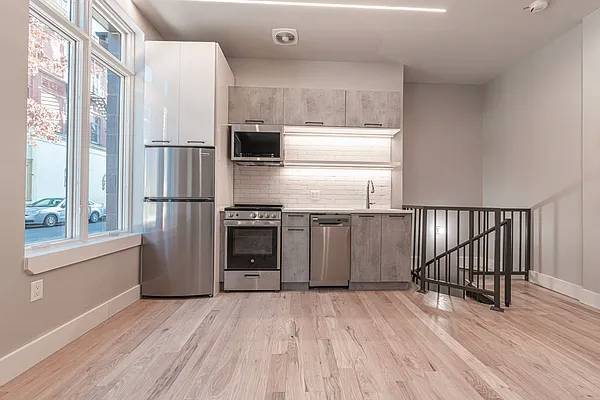 Foto principal - 13 Jefferson St