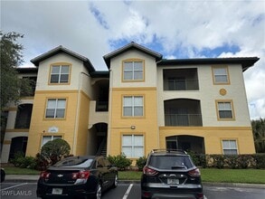 Building Photo - 11571 Villa Grand