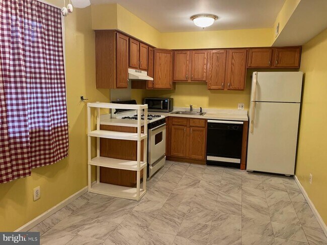 Foto del edificio - 134 Eaves Mill Rd