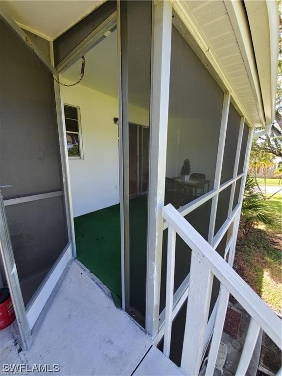 Building Photo - 857 Courtington Ln