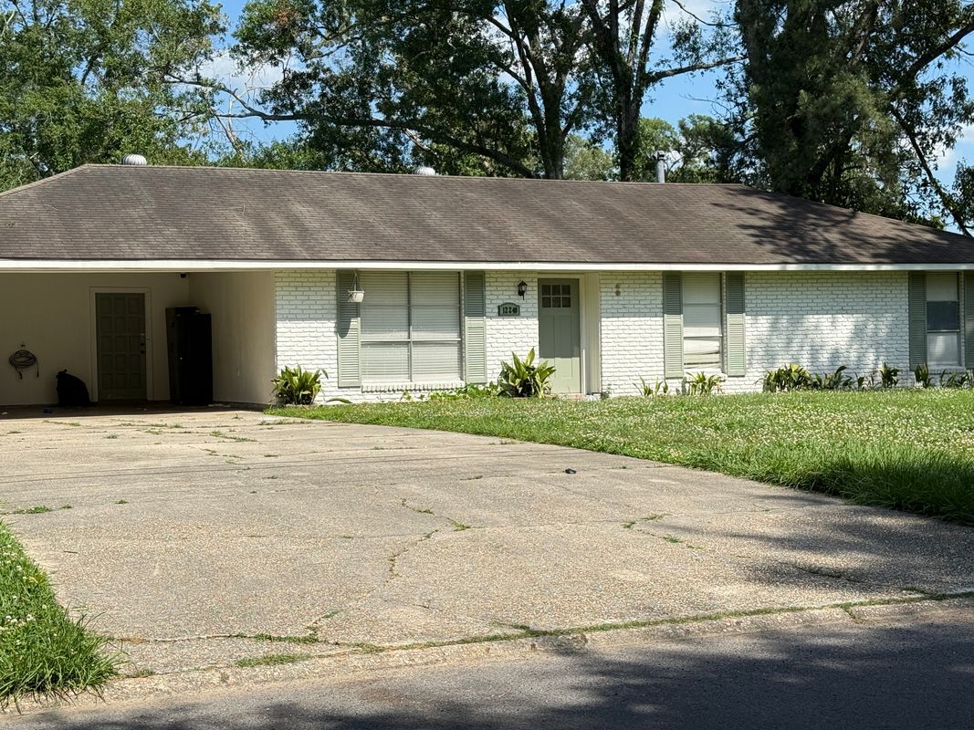 Foto principal - 12240 Gebhart Dr