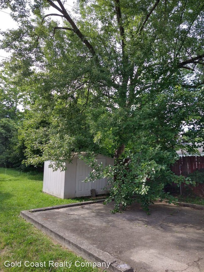 Building Photo - 3 br, 1 bath House - 1582 Leah Drive