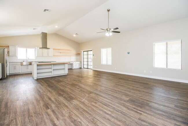 Foto del edificio - 21406 E Creosote Ln