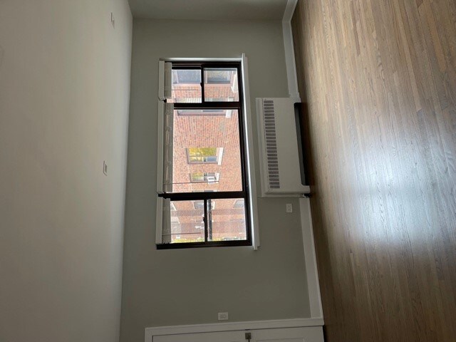Foto del edificio - 605 Sheridan Square