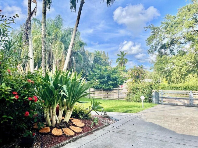 Foto del edificio - 4301 SW 101st Ave