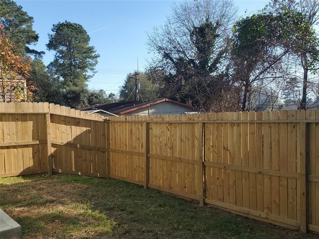 Foto del edificio - 16817 W Dounreay St