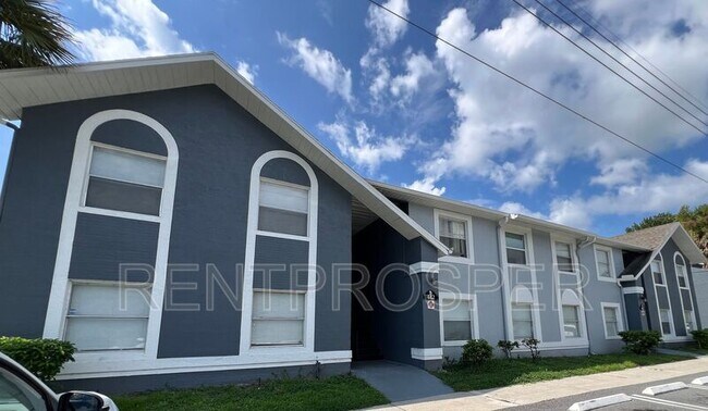 Foto del edificio - 4112 Pershing Pointe Pl