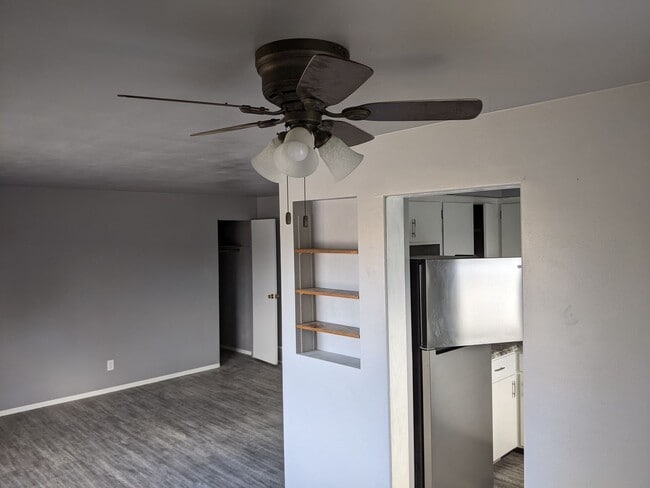 Foto del edificio - 1727 Silvercrest Dr