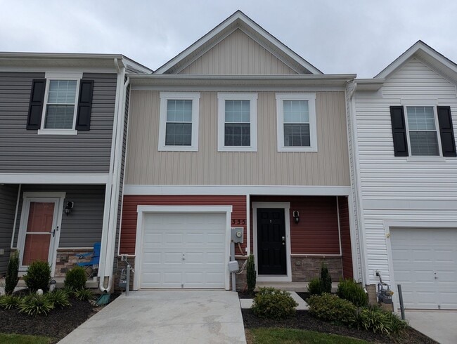 Building Photo - Spacious 3BR/2.5BA Home Coming Soon in York!
