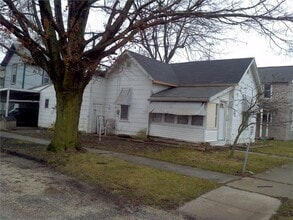Building Photo - 502 Webster St