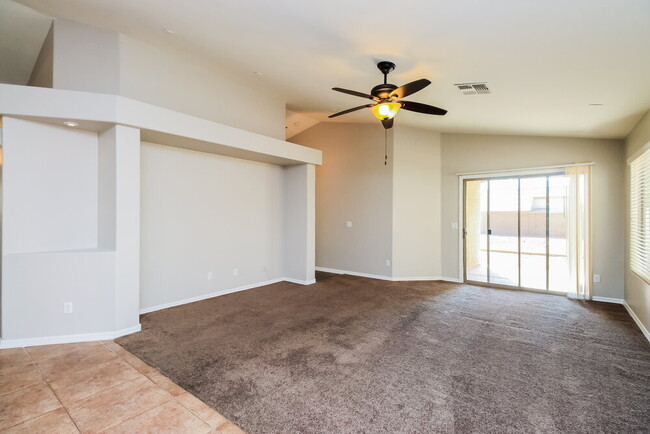 Foto del edificio - 2783 E Cowboy Cove Trail