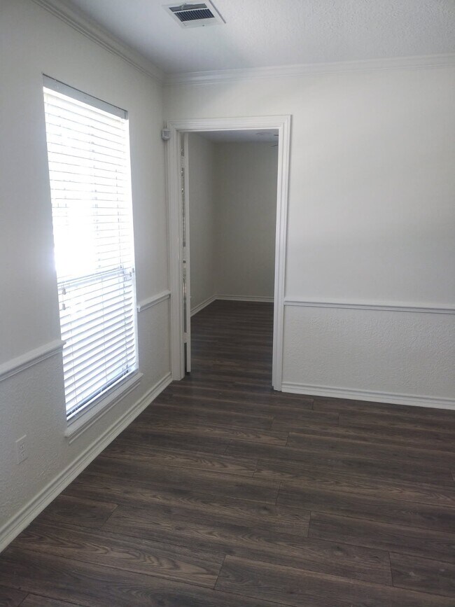 Foto del edificio - 511 N 3rd St