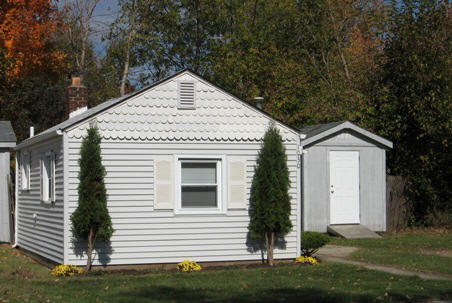Primary Photo - 1030 Michigan St