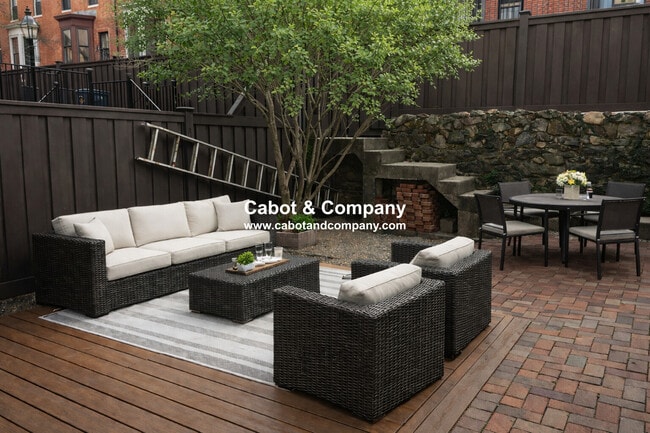 Building Photo - 104 Appleton St