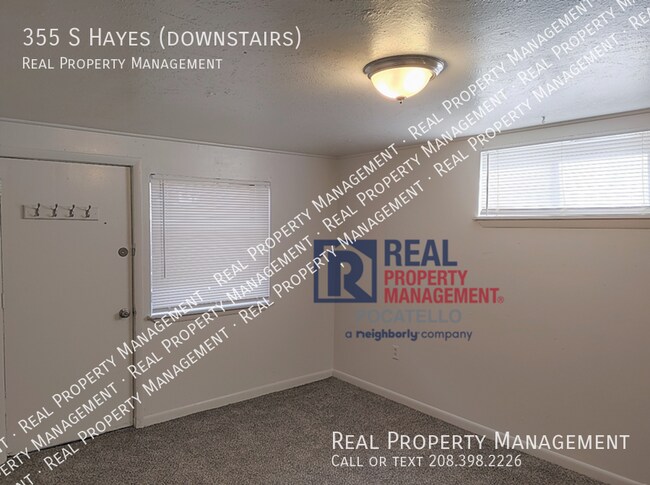 Foto del edificio - 355 S Hayes Ave