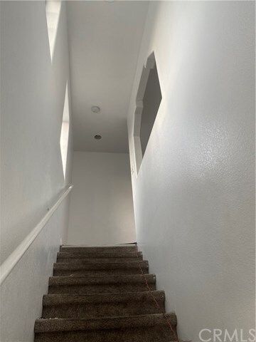 Foto del edificio - 11102 Willowbrook Ave