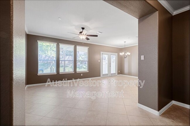 Building Photo - 700 Mandarin Flyway