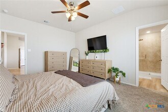 Building Photo - 137 Ellenora Dr