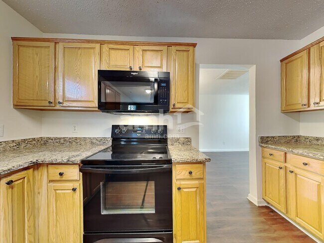 Foto del edificio - 139 Julian Pond Ln