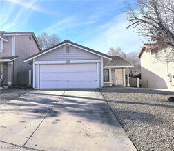 Building Photo - 113 Menta Ct