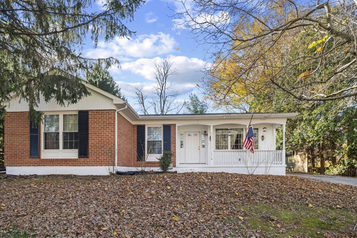 Primary Photo - 1516 Cedarwood Dr