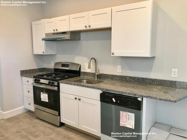Foto del edificio - 2 bedroom in Boston MA 02128