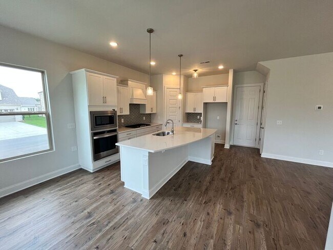Building Photo - 1158 Carlisle Pl