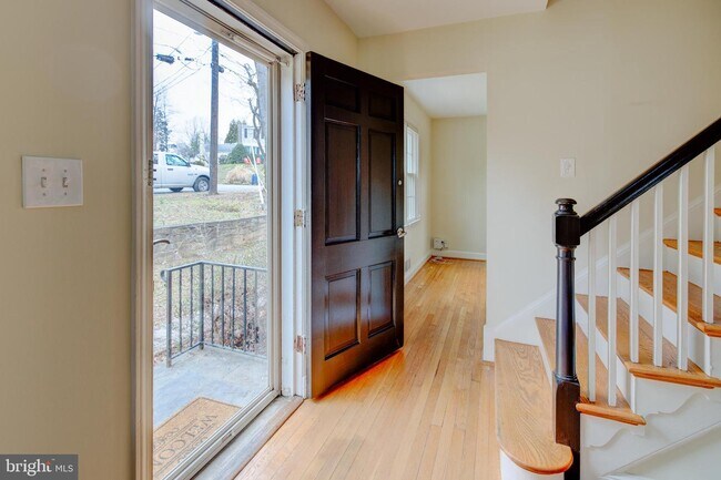 Foto del edificio - 5214 Danbury Rd