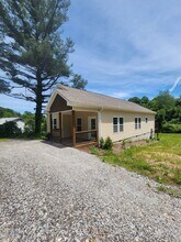 Building Photo - 68 Brevard Knoll Dr