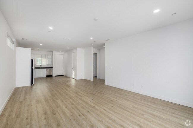 2 habitaciones, 2 baños - 977 pies cuadrados - Sala de estar - Vello Valley