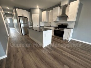 Building Photo - 320 Strand Ave