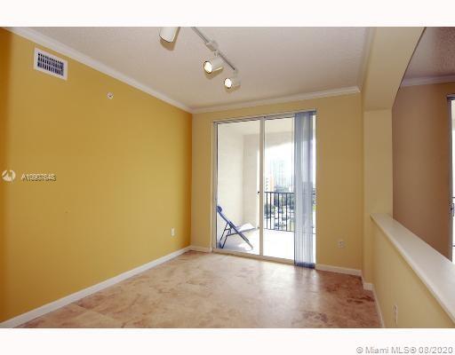 Building Photo - 17100 N Bay Rd