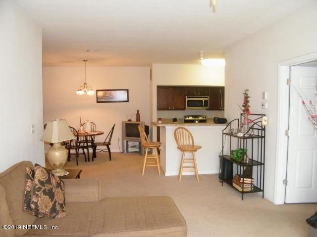 Building Photo - 6925 Ortega Woods Dr