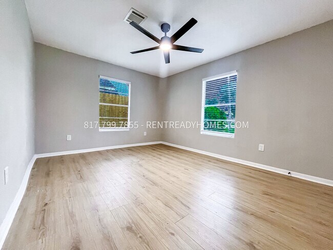 Foto del edificio - 4430 Phlox St