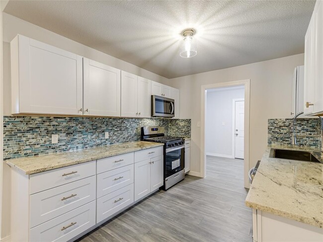 Building Photo - 4206 McKinney Falls Pkwy