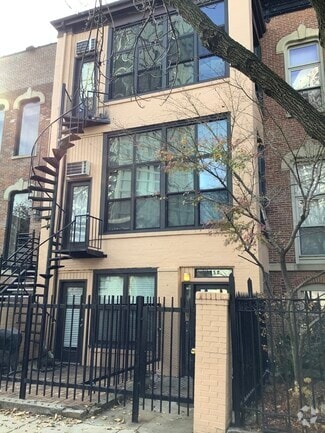 Building Photo - 1958 N Lincoln Ave