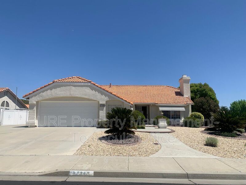 Primary Photo - 27205 Pinckney Way