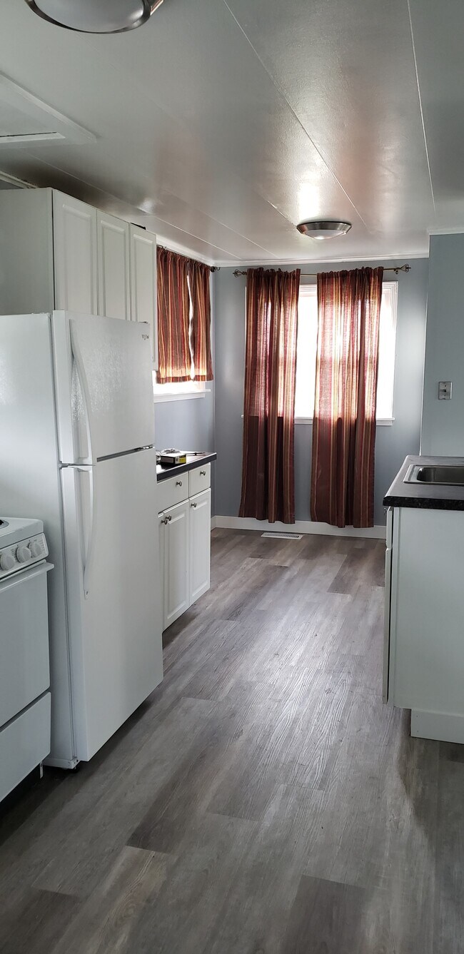 Foto del edificio - 611 swing ave