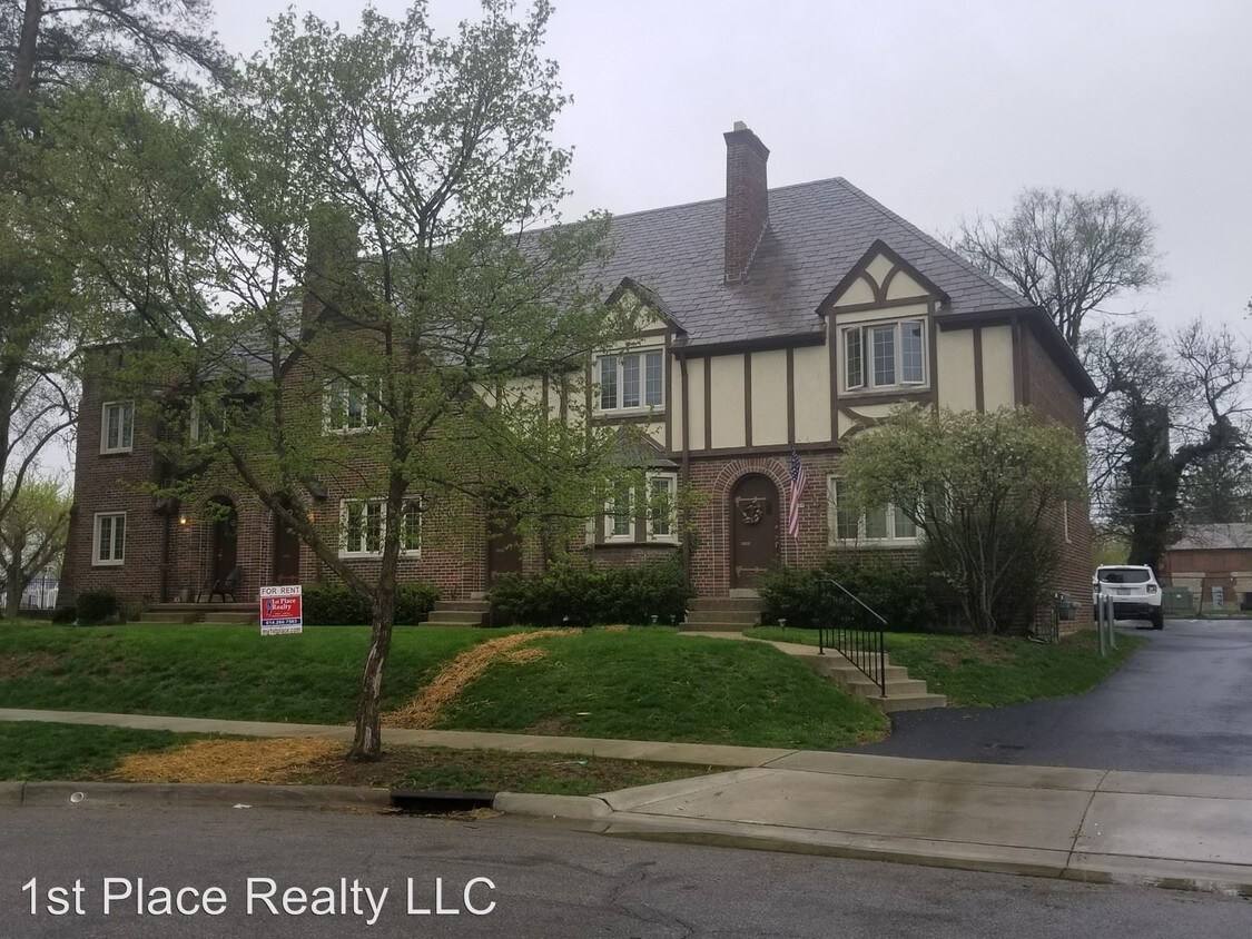 Foto principal - 1856 Barrington Rd