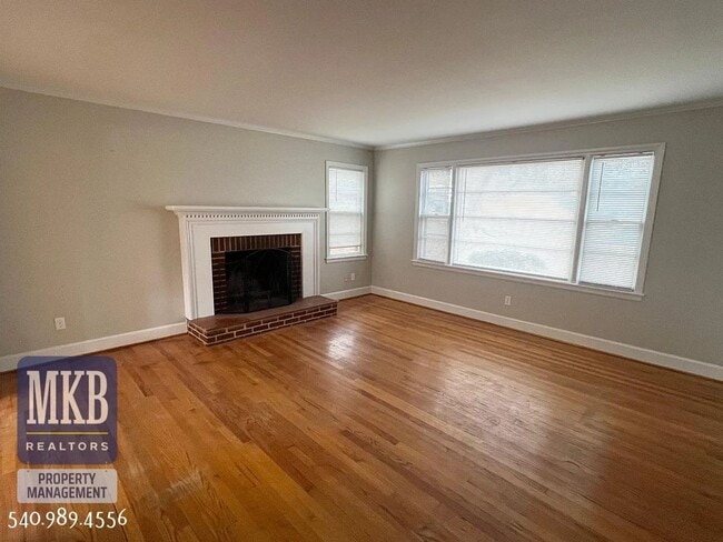 Foto del edificio - 2314 Wycliffe Ave SW