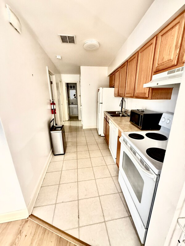 Foto del edificio - 2807 Broadway St