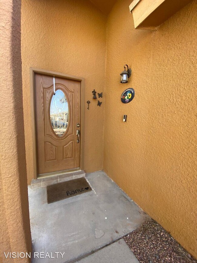 Foto del edificio - 4 br, 2 bath House - 3676 La Cuesta Dr.