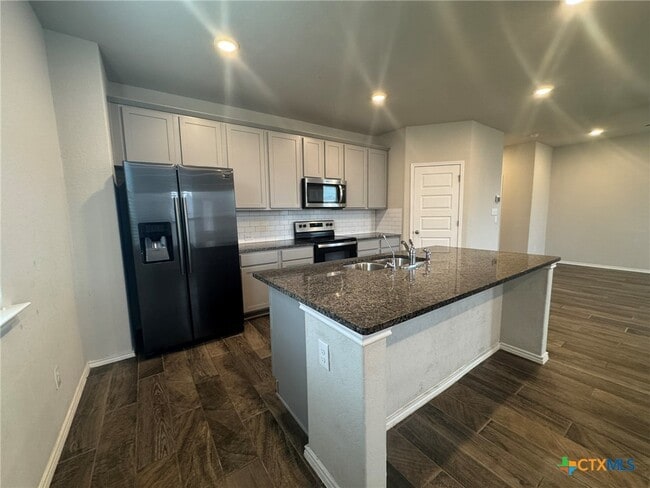Foto del edificio - 2548 Hiddenbrooke Trace