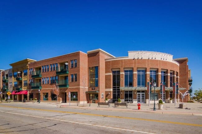 Building Photo - Uptown