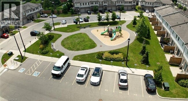 Building Photo - 50 Pinnacle Dr