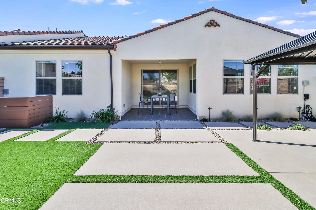 Foto principal - 2498 Cherry Tree Dr