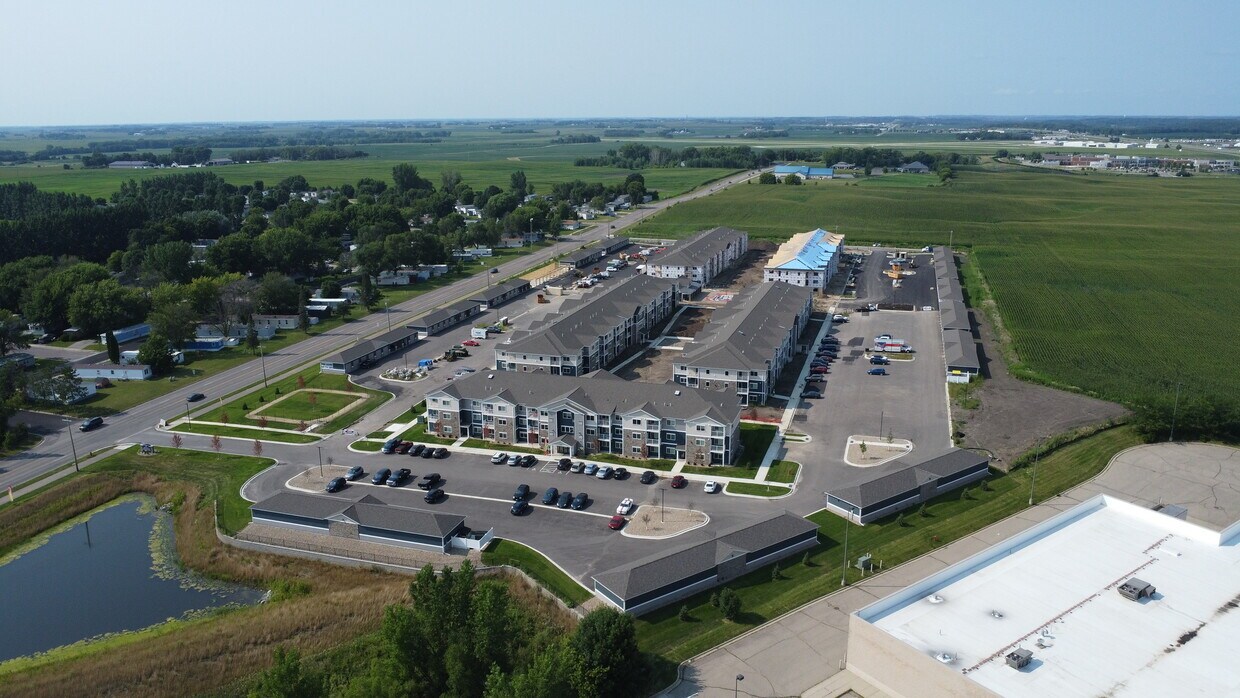 West Lake Meadows apartments Apartments in Owatonna, MN