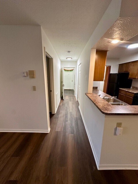 Foto del edificio - 2184 Hedgerow Road