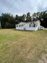 Building Photo - 2896 Collins Dr